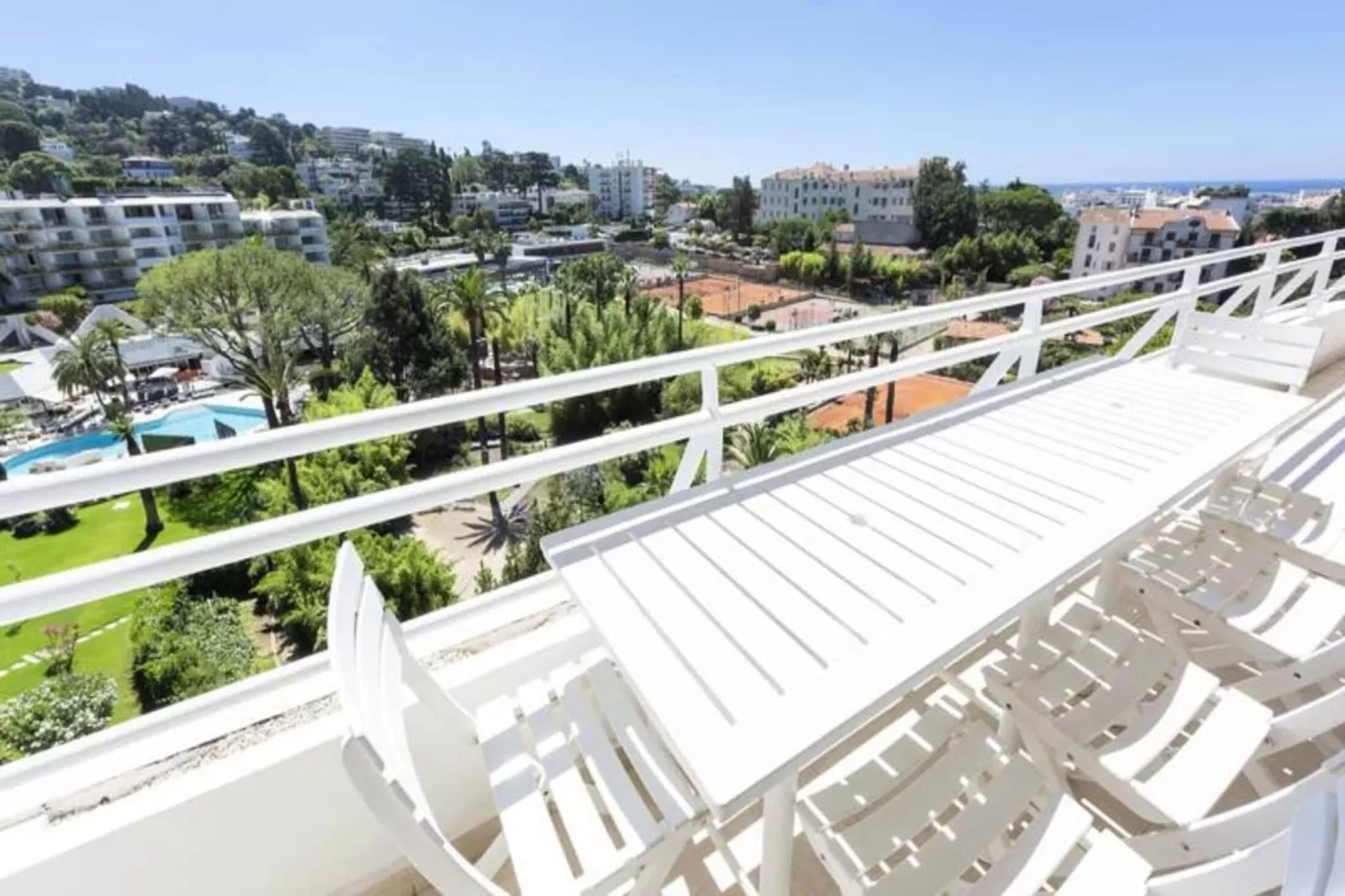 Résidence Appartement Enti&egrave;rement &eacute;quip&eacute; De 105 M2 Avec Vue Mer Et Collines-Extérieur été