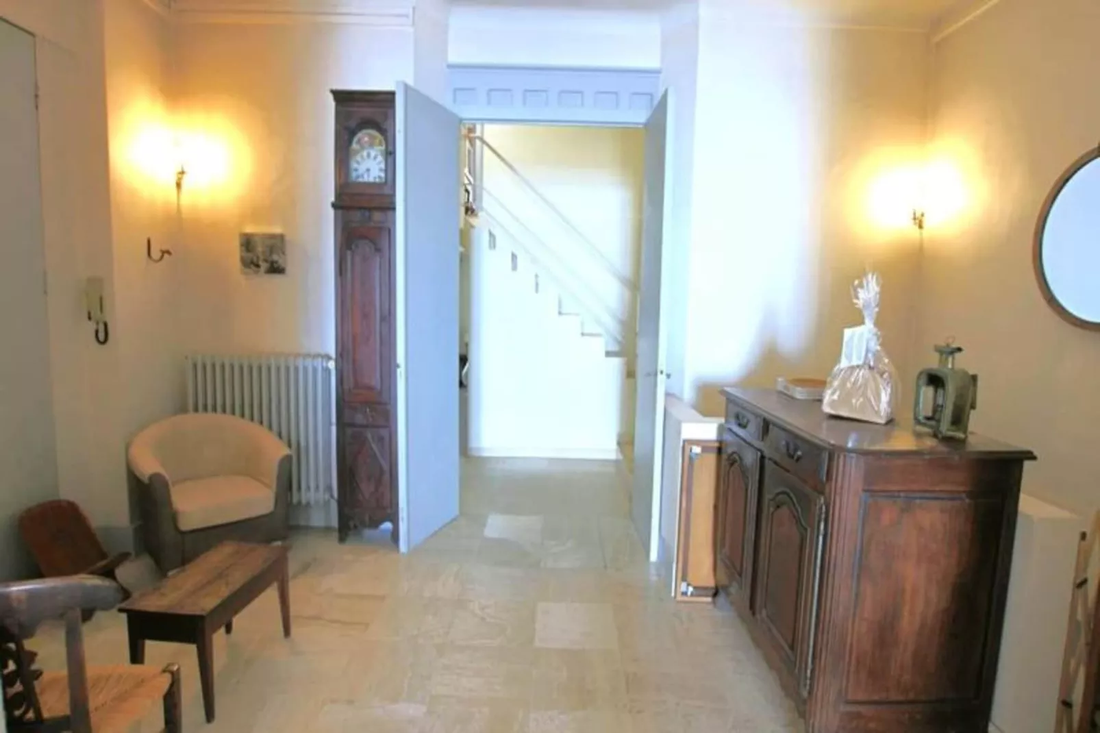 Résidence Appartement 145 M2 Face &agrave; La Mer / Acc&egrave;s Priv&eacute; &agrave; La Mer-Exterior in summer