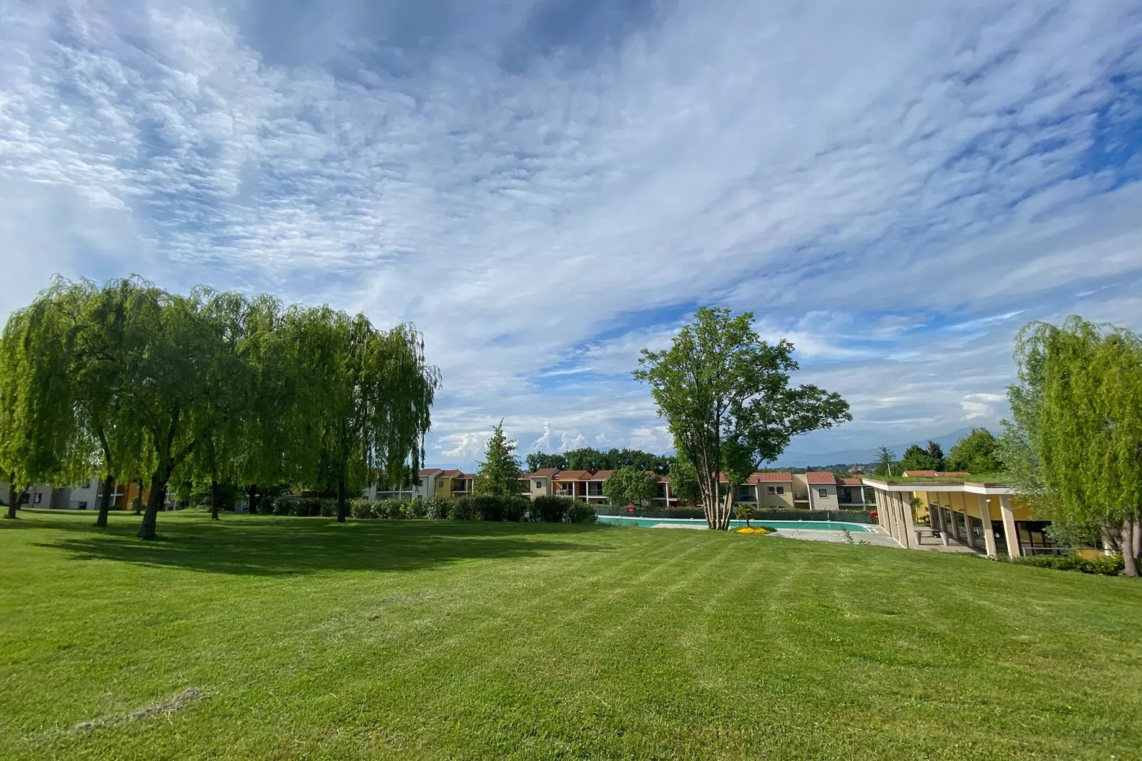 Residence Belvedere Village Castelnuovo del Garda-trilocale Std-Gärten Sommer