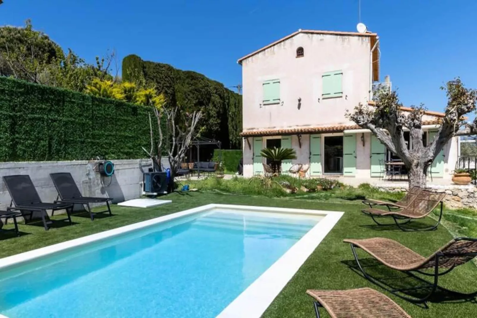 06ak1 - Villa 4 Chambres, Piscine Et Sauna-Image-tags.