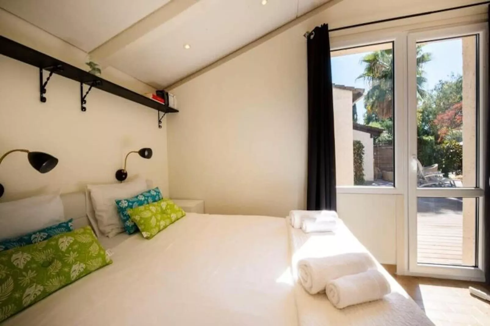 06v - Belle Villa - Jacuzzi - Piscine - Tennis-Image-tags.