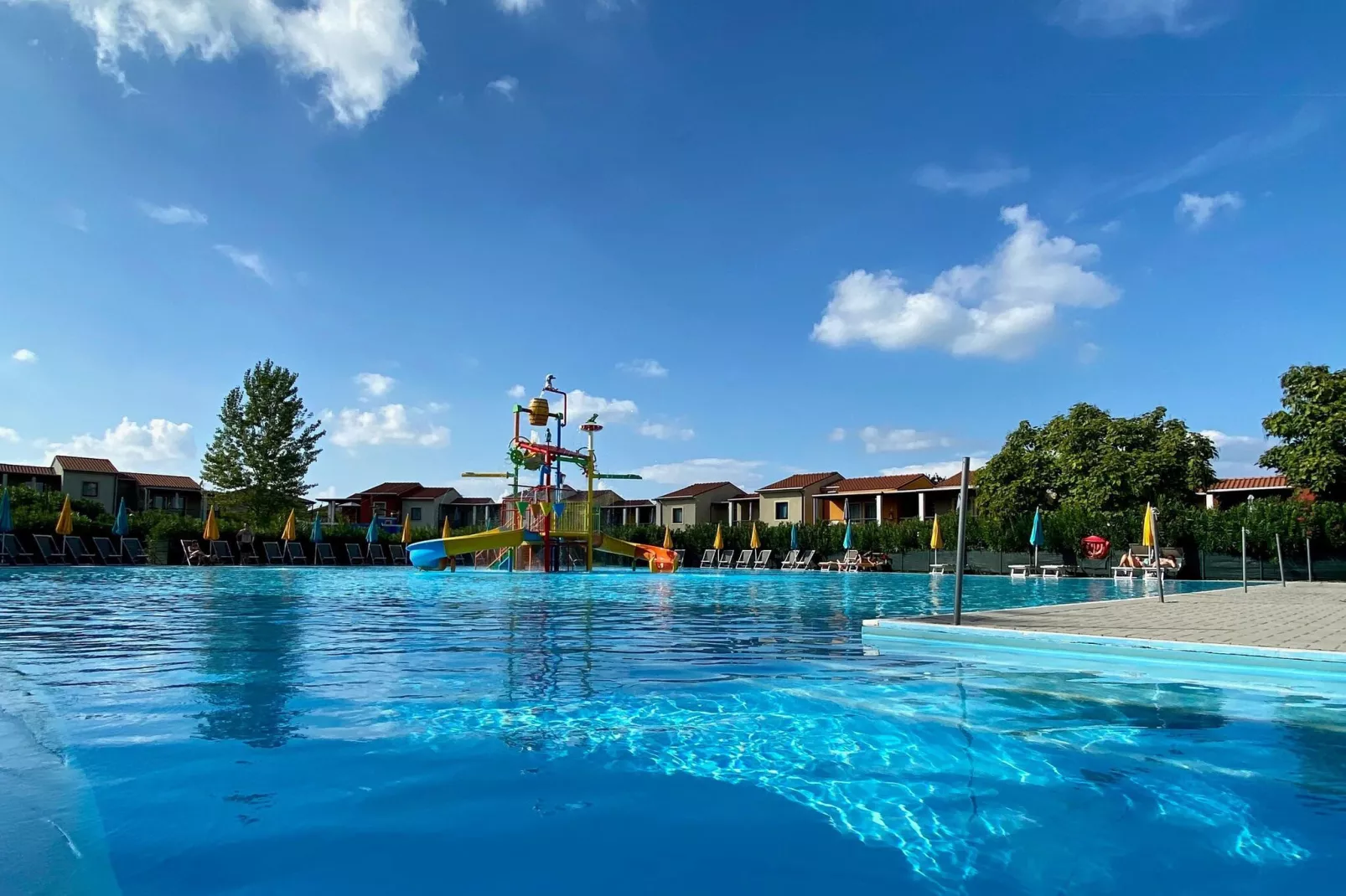 Residence Belvedere Village Castelnuovo del Garda-Trilo premium-Piscine