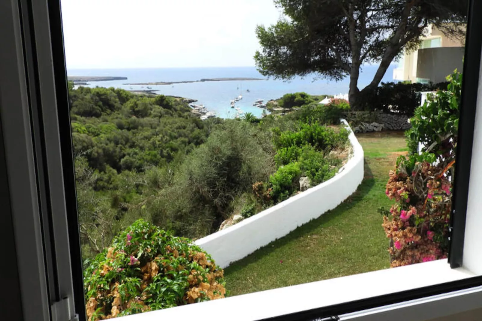 Maison à Binisafuller-Image-tags.