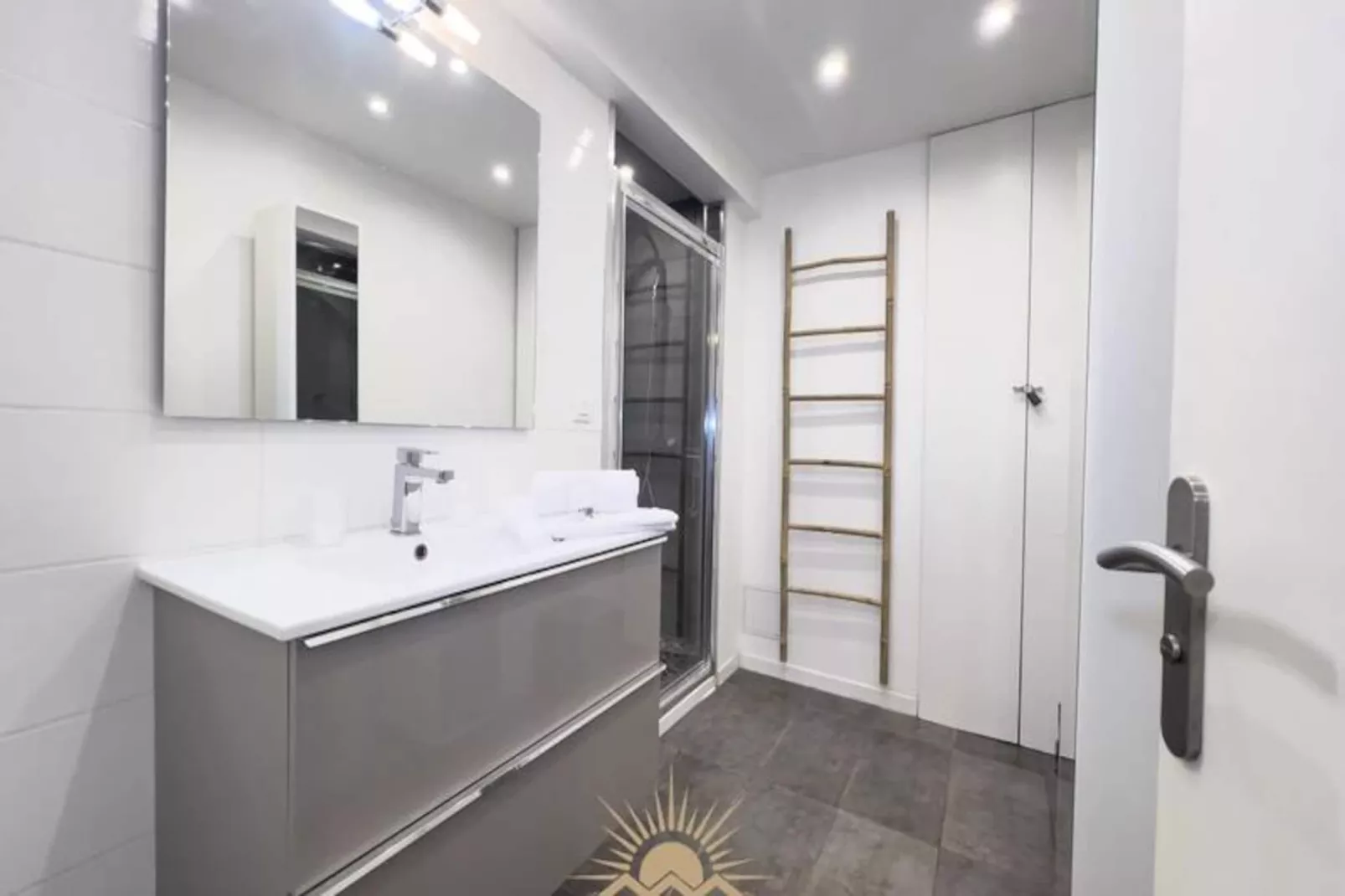 Le Surcouf Appartement Pour 4 By Sunset-Image-tags.