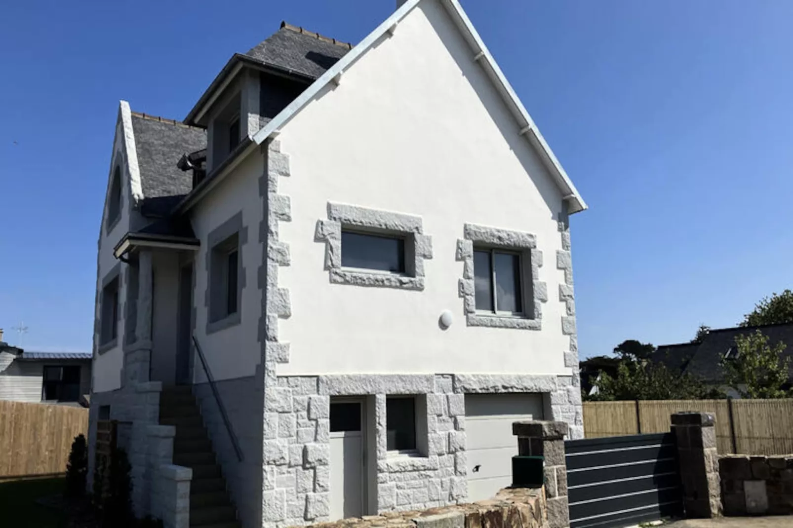 Maison à Perros-Guirec-Image-tags.