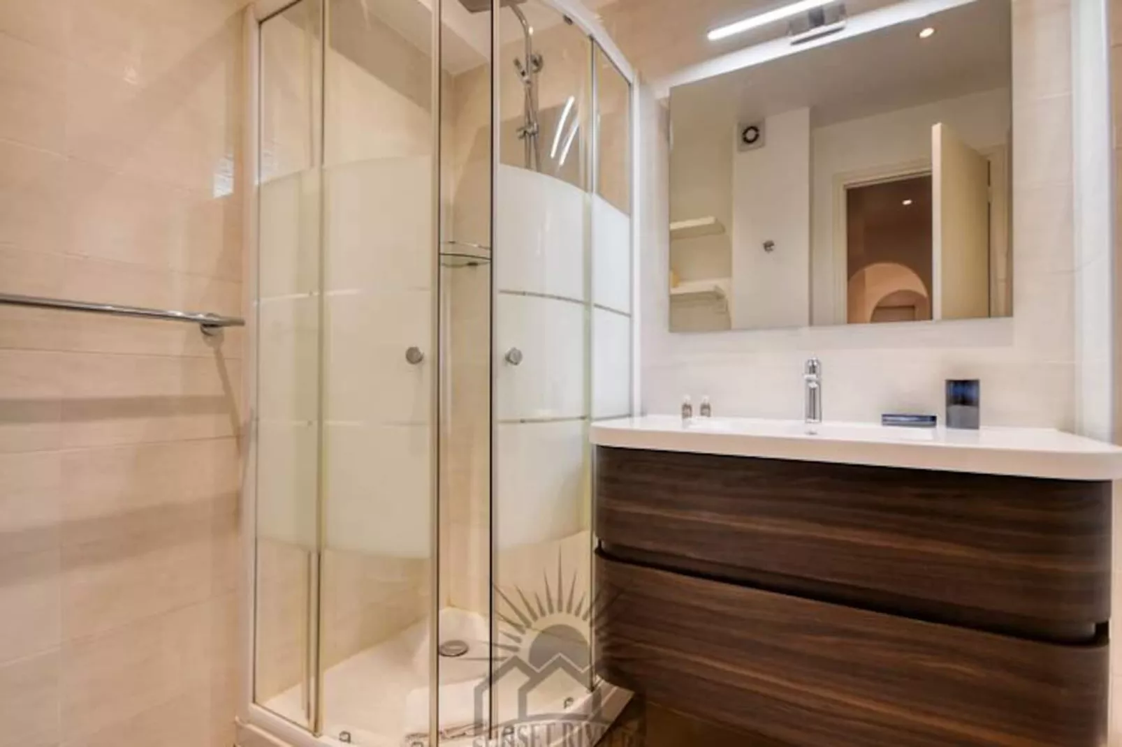 Le Carnot Appartement Pour 2 By Sunset-Image-tags.