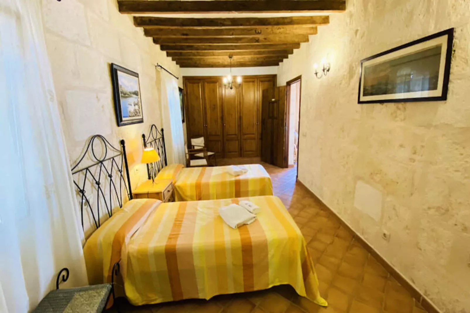 Maison à Alaior-Image-tags.