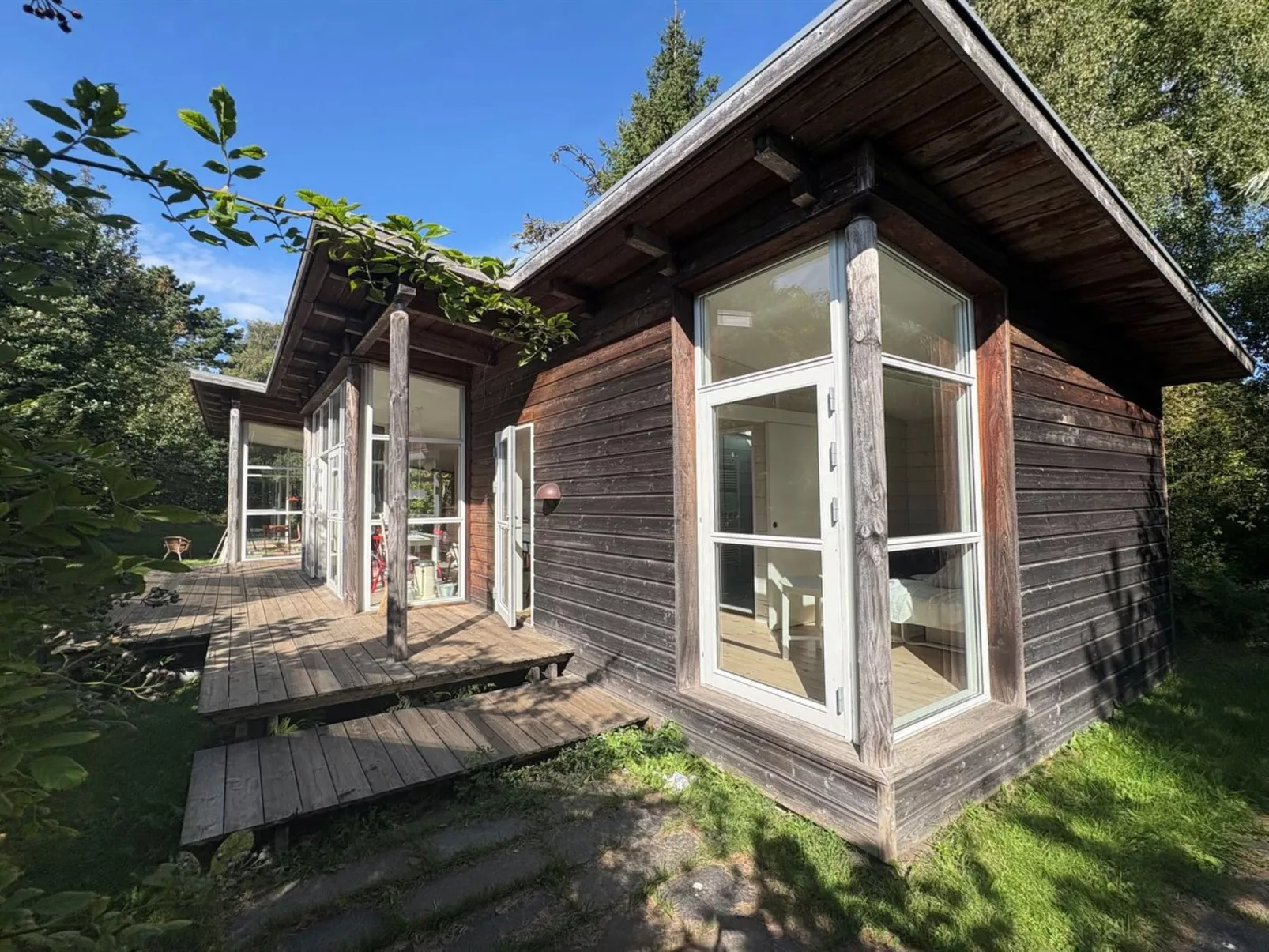 "Ellenora" - 1.7km from the sea