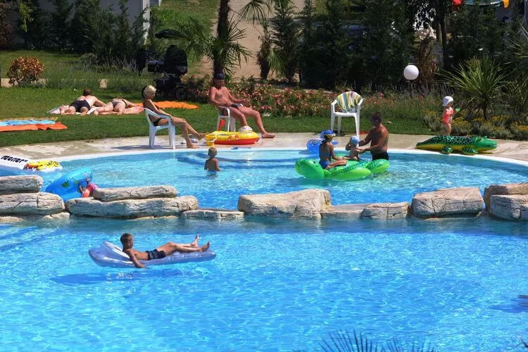 Holiday park Bella Italia, Peschiera-Ortensia-Piscine