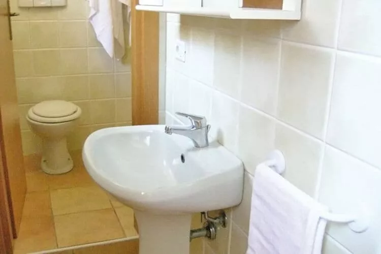 Holiday park Bella Italia, Peschiera-Verbena-Salle de bain