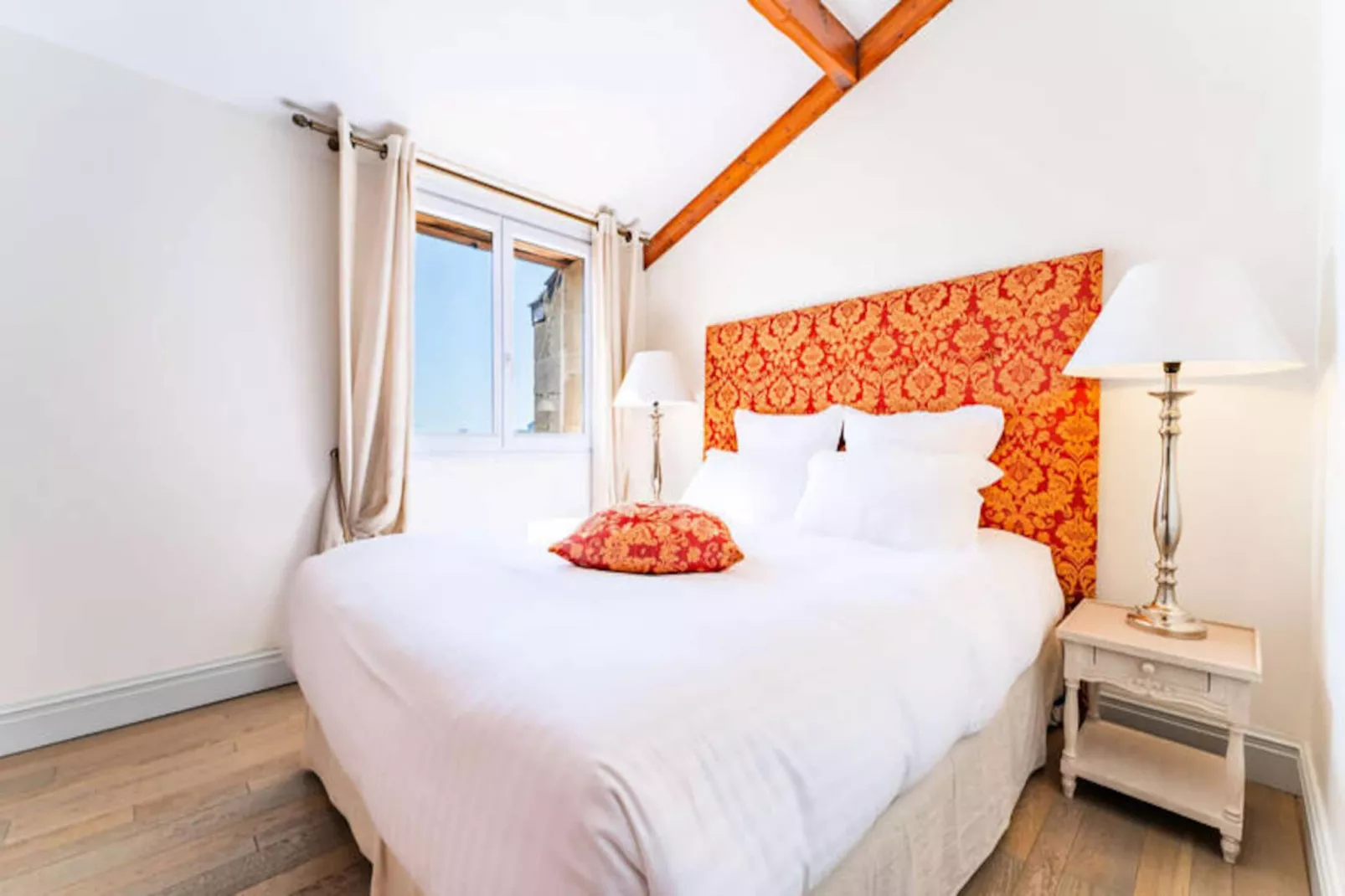 Magnifique Appartement De 160m&sup2; De 3 Chambres Quartier Saint-michel