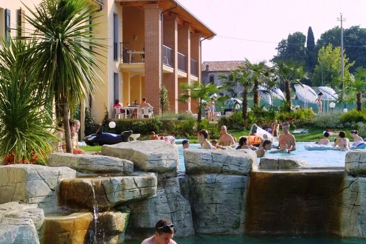 Holiday park Bella Italia, Peschiera-Ibisco-Piscine