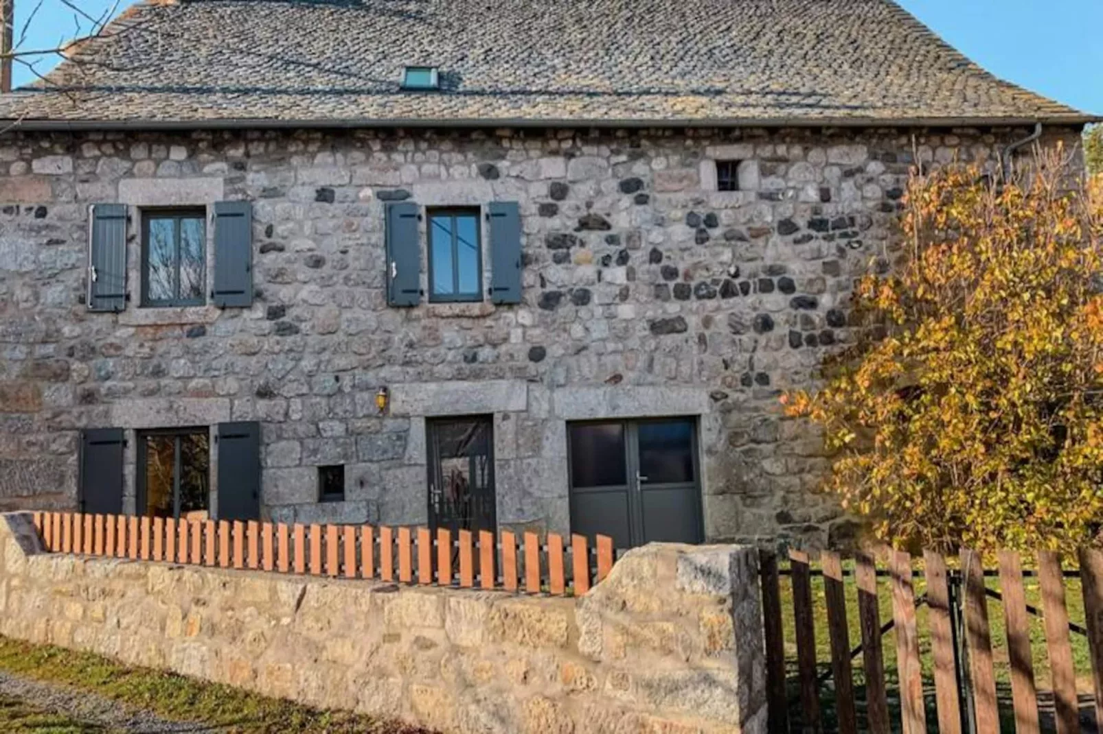 Gîte de France Gîtes de france 6/7 personnes à baboyères 2 épis