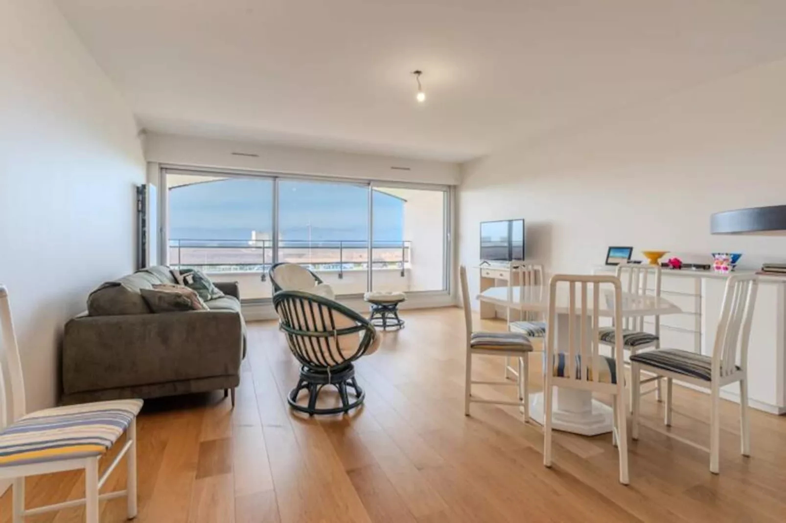 Résidence Face Mer Bel Appt  Pour 5 Pers