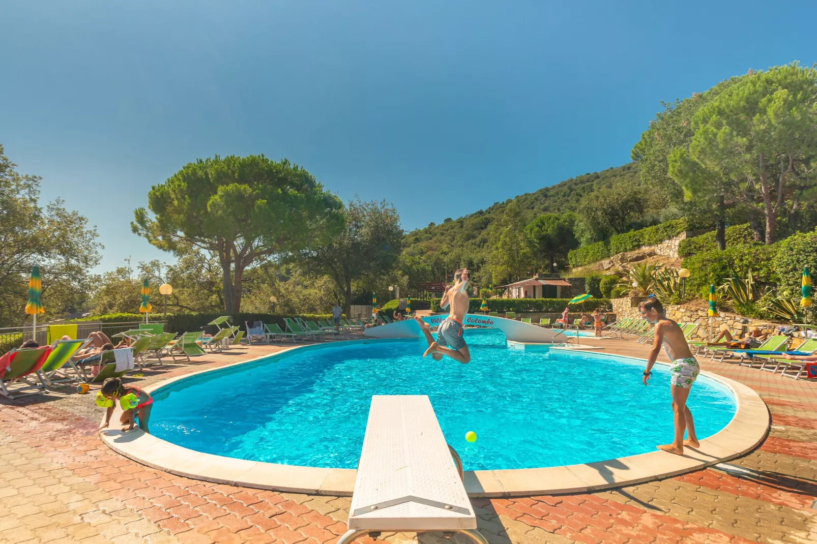 Ferienanlage Villaggio Colombo Andora Typ VT4 / V4-Pool