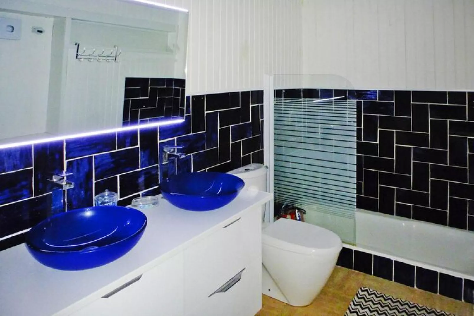 Holiday home Le Porge-Salle de bain