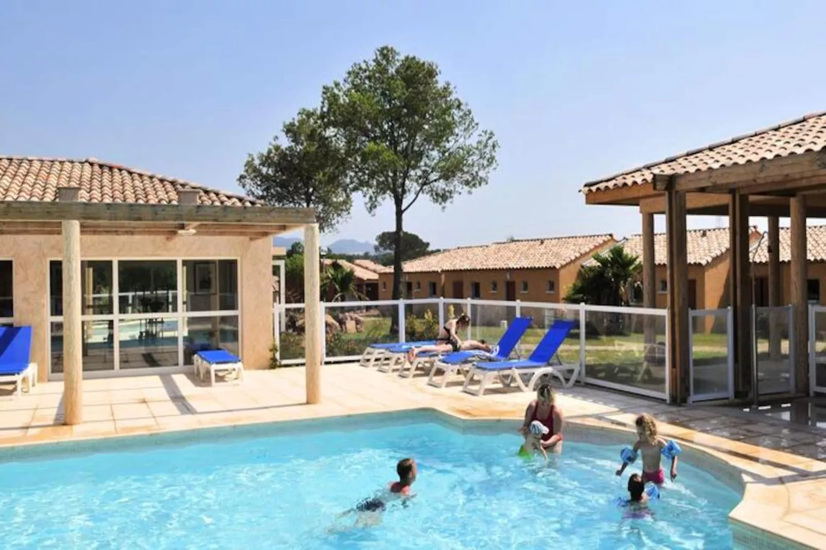 Résidence Goélia Le Village Azur ***