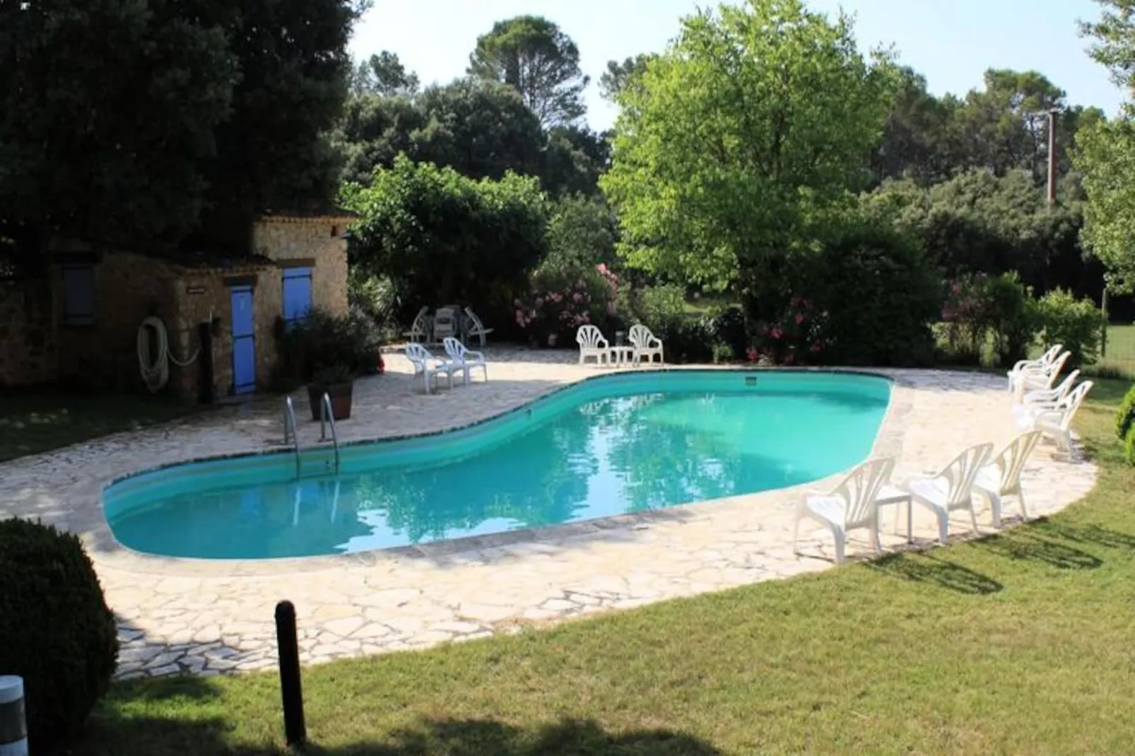 Les Messugues, Mas Proven&ccedil;al Typique Avec Piscine Partag&eacute;e, Nature, Calme