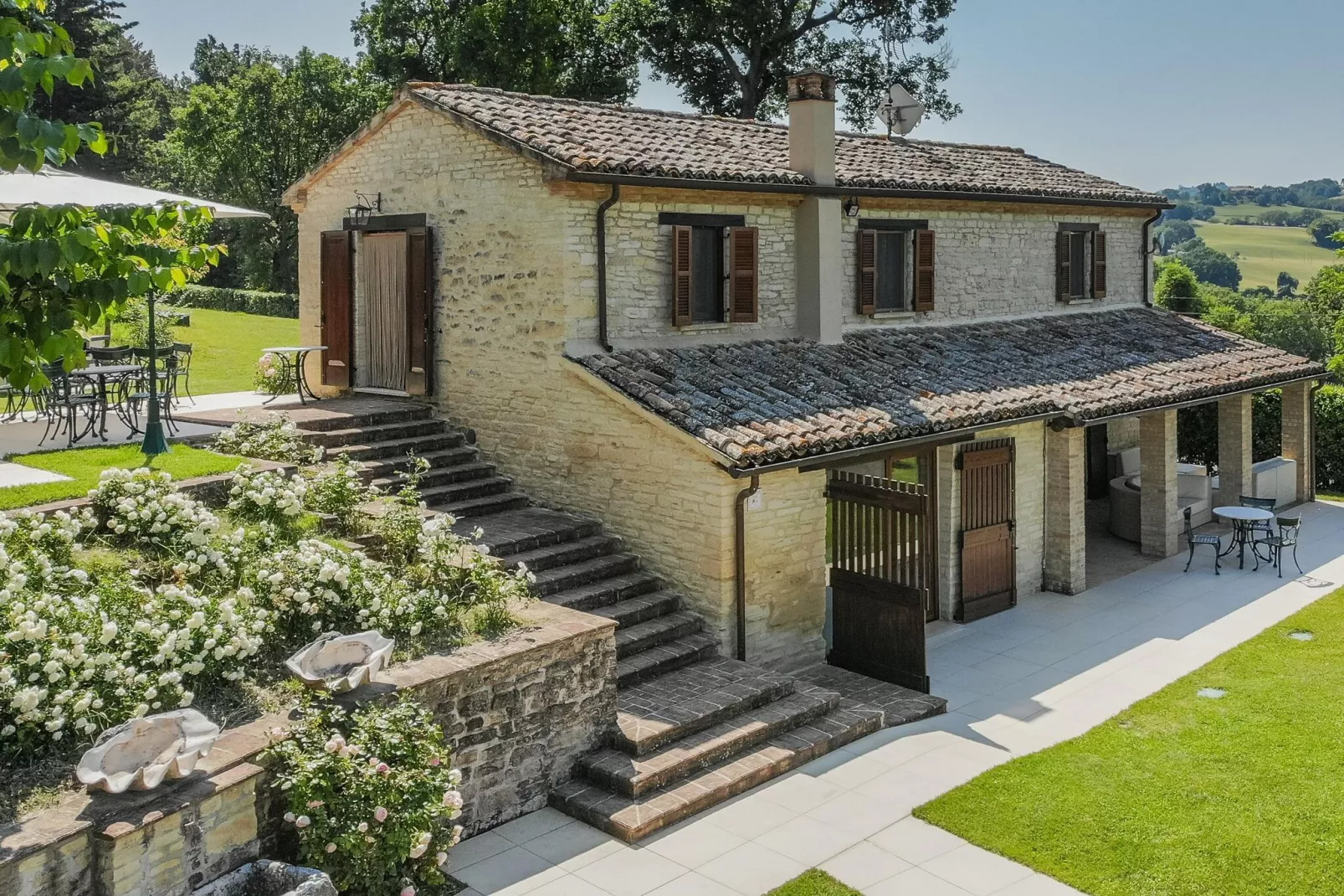 Villa Anna-Außenbereich Sommer