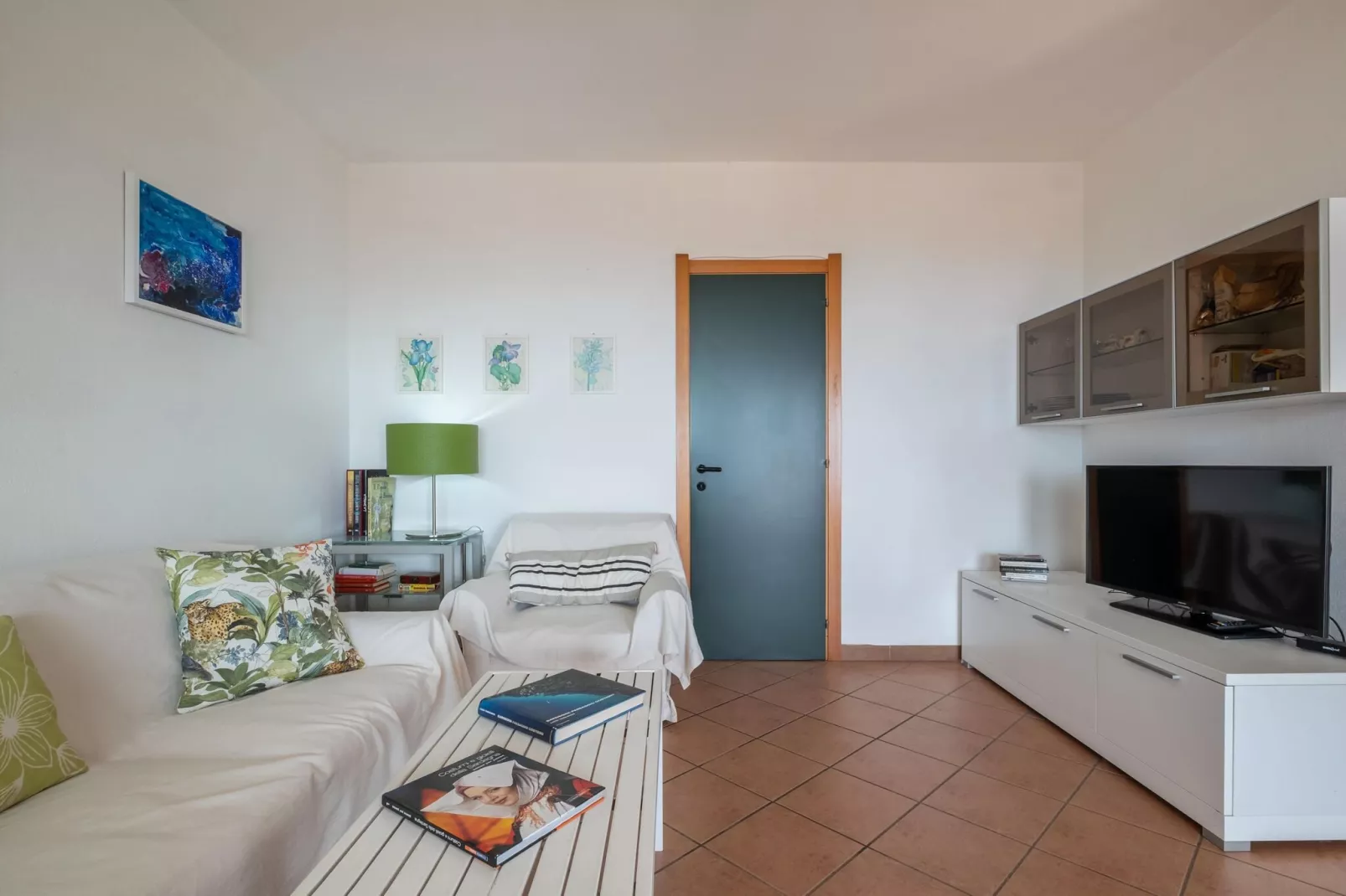 Villa del Mare Dipinto-Living room