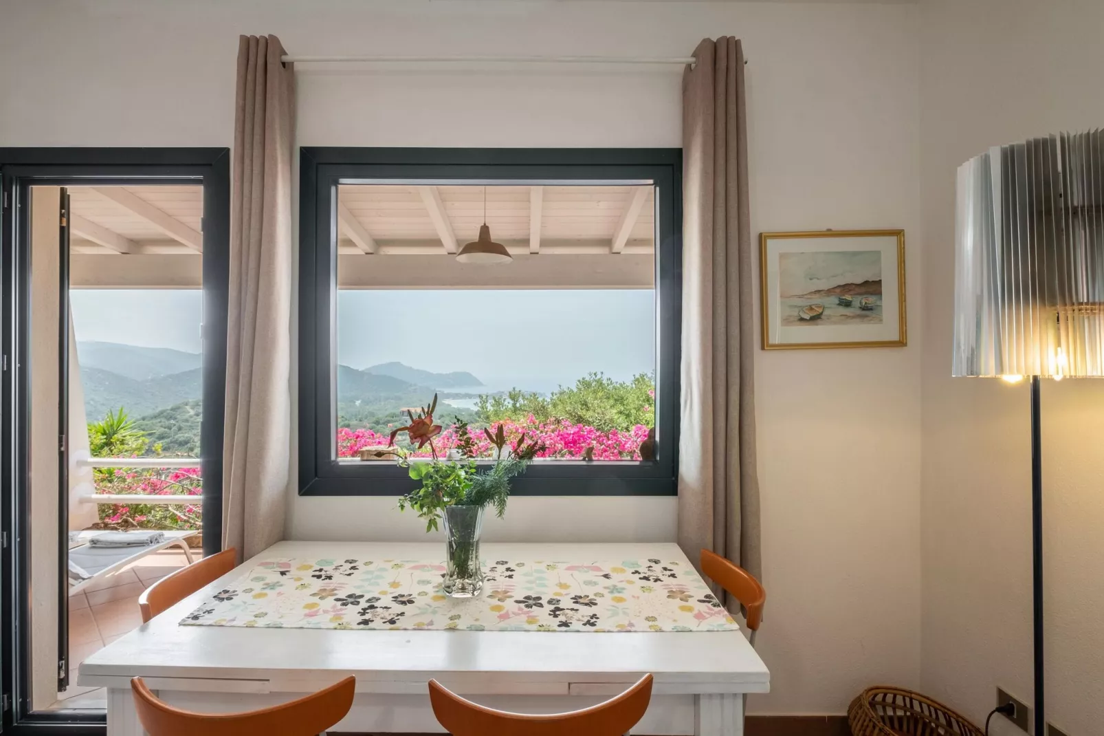Villa del Mare Dipinto-Dining room