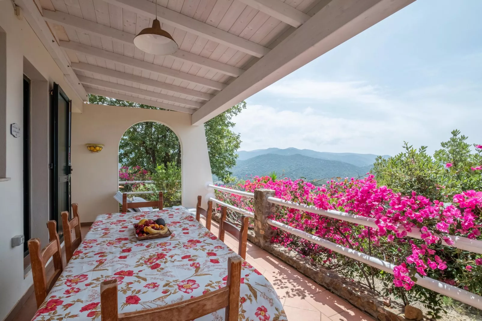 Villa del Mare Dipinto-View summer