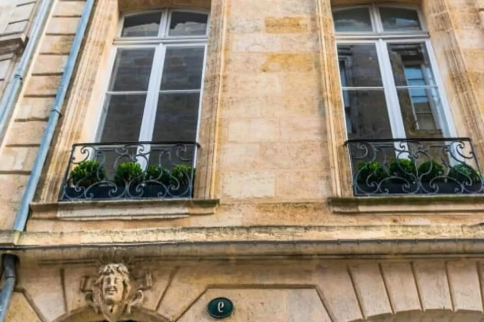 Studio D'architecte Charmant Dans Un Immeuble Du Xviii&egrave;me Dans Le Centre