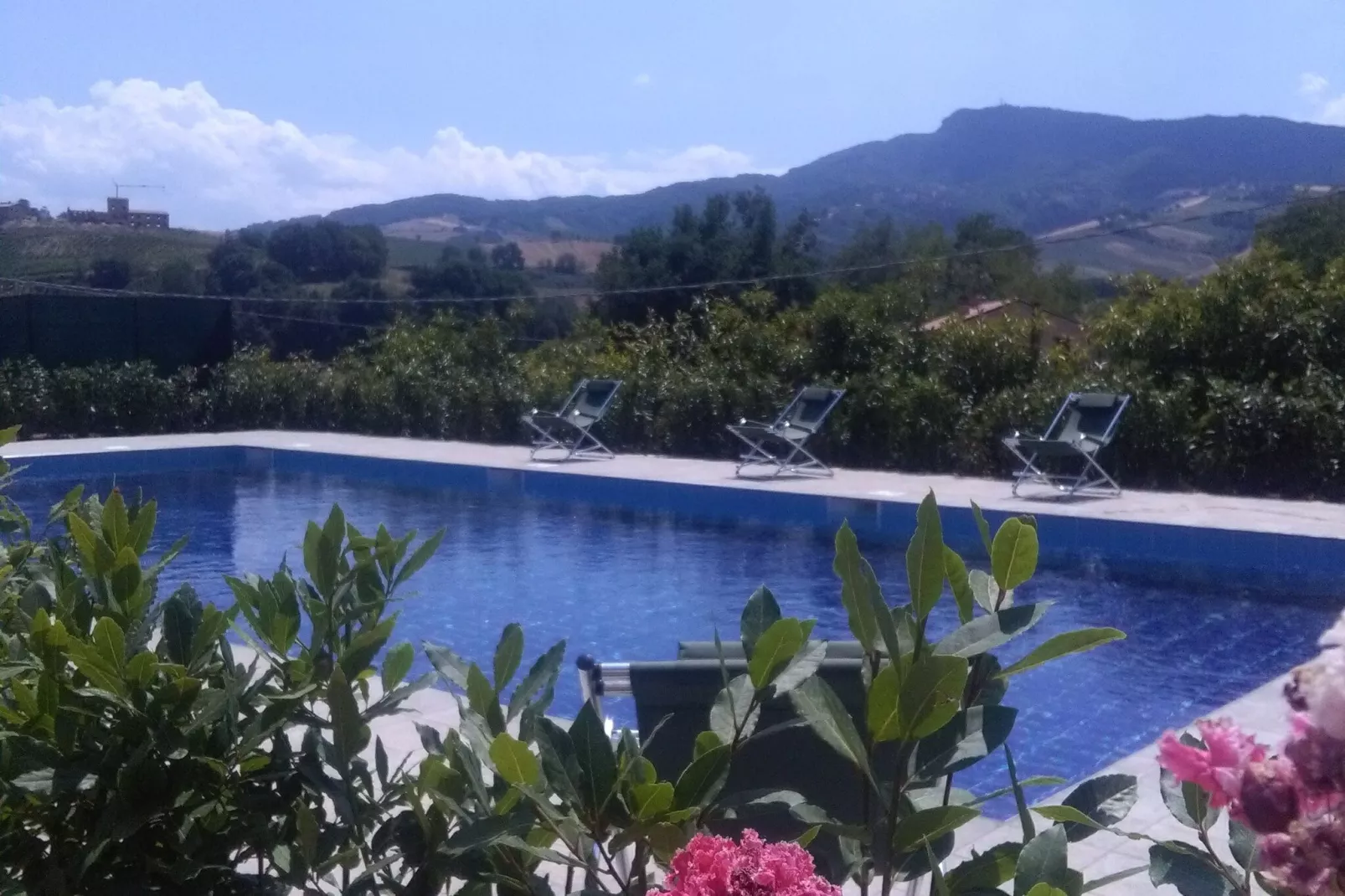 La Collina-Schwimmbad