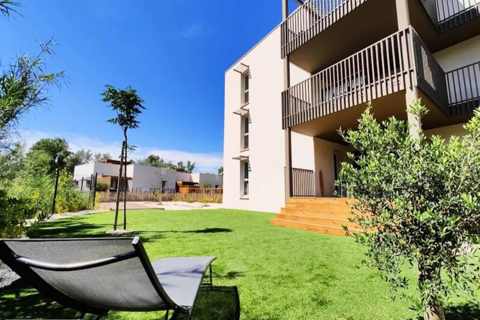 Superbe T3 Climatis&eacute; Avec Wifi &agrave; 400m De La Plage