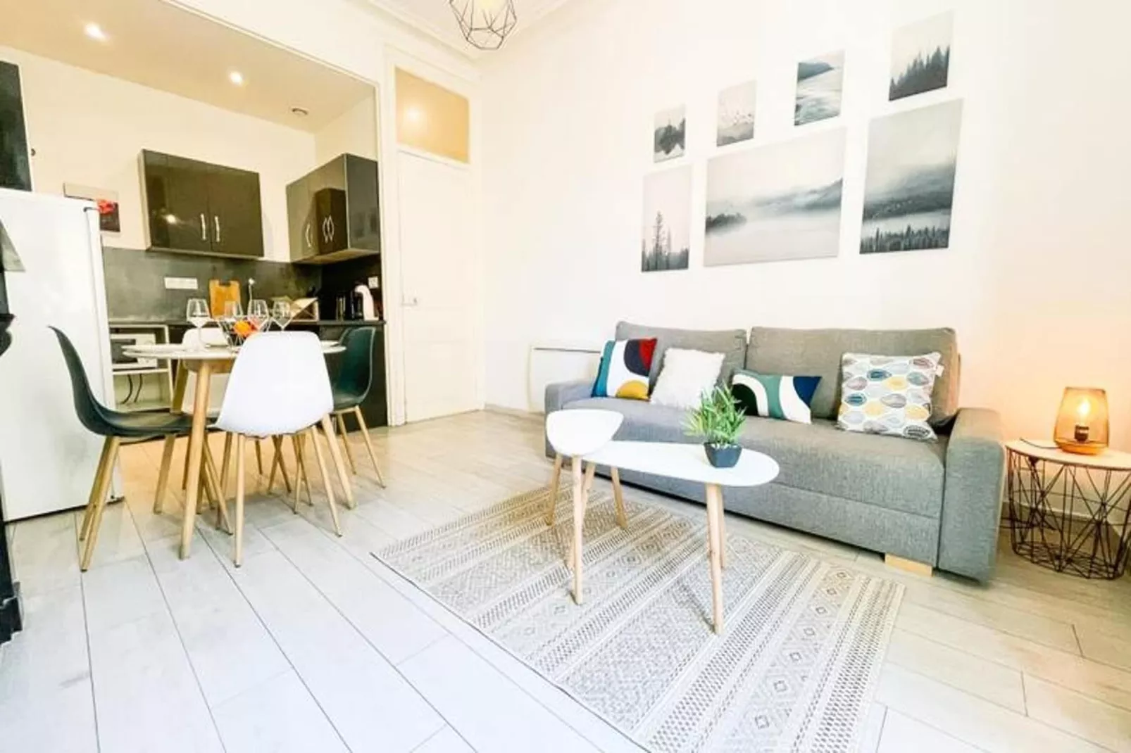 | Light Pink |t2 Proche Jaur&egrave;s, Estacade | Lumineux 🦩