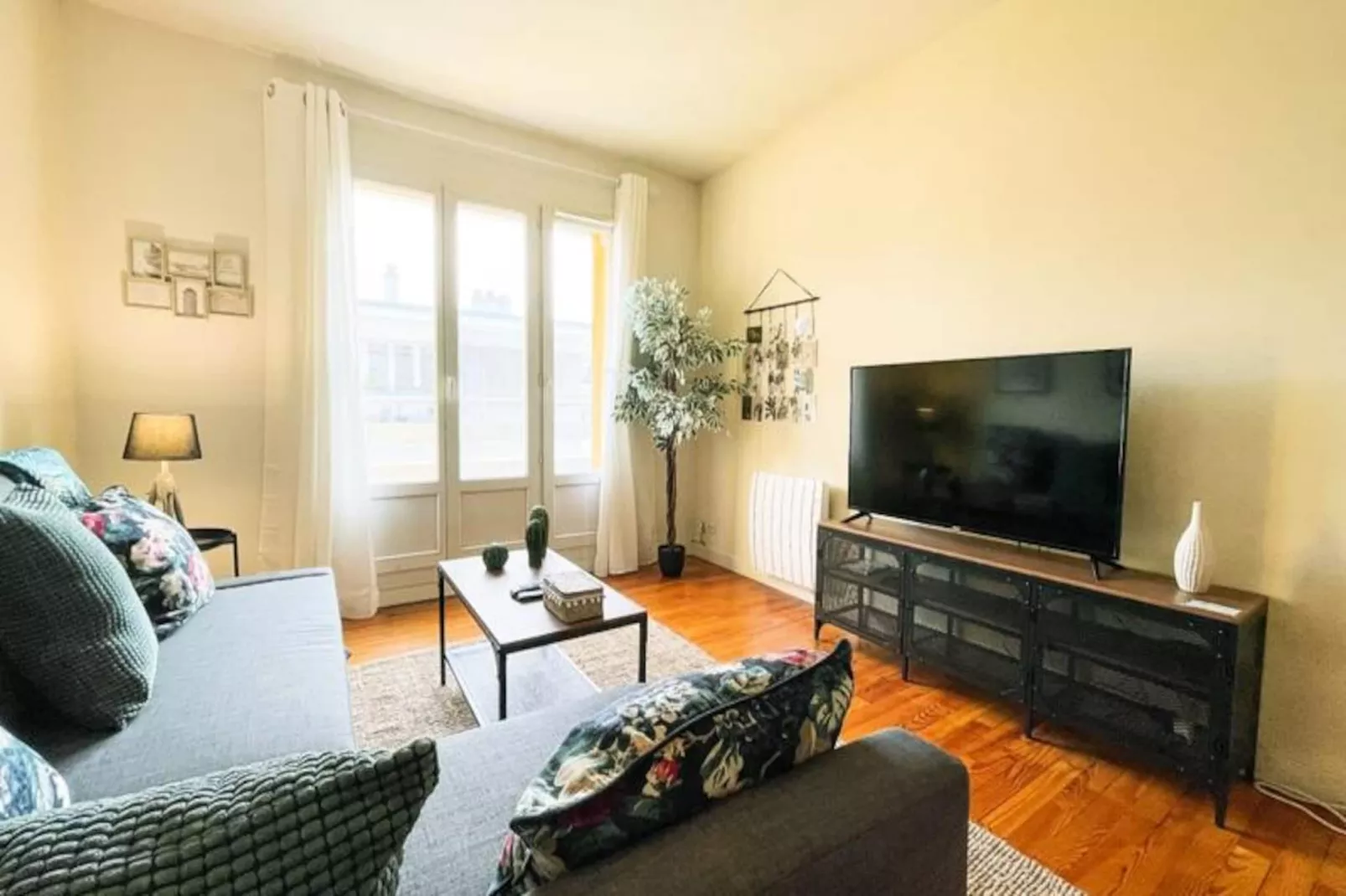 Le Beret Grenoblois ❤️ T2 Proche Gare Et Gem