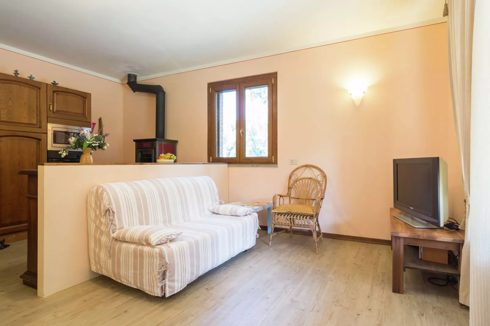Il Leccio e Le Rose-Living room