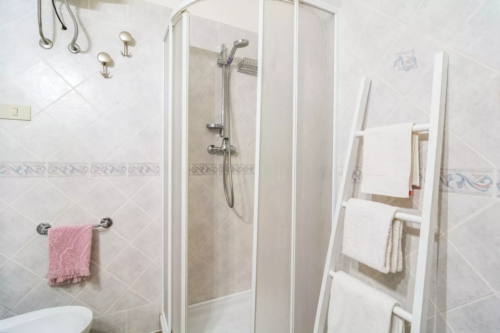Il Leccio e Le Rose-Bathroom