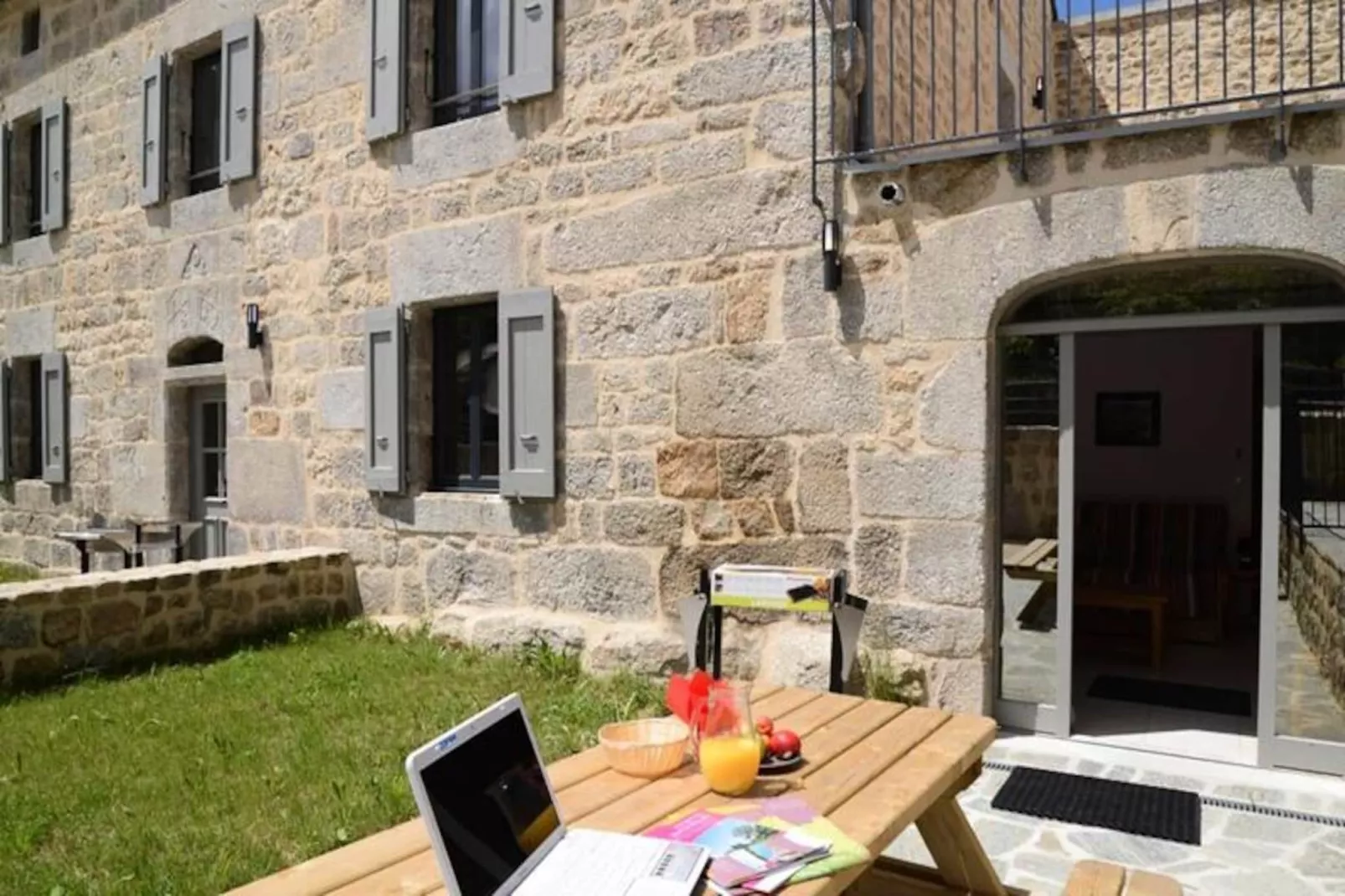 Gîte de France Gîte 2 personnes à la ferme lionnet 3 épis