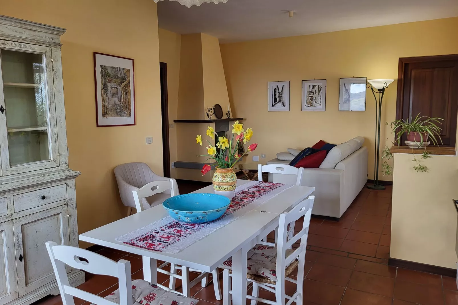 Giuditta-Dining room