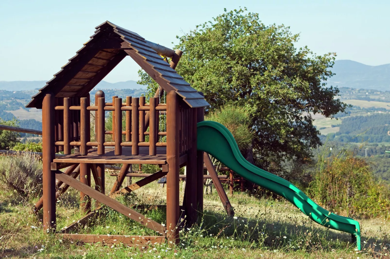 Due Laghi-Gardens summer