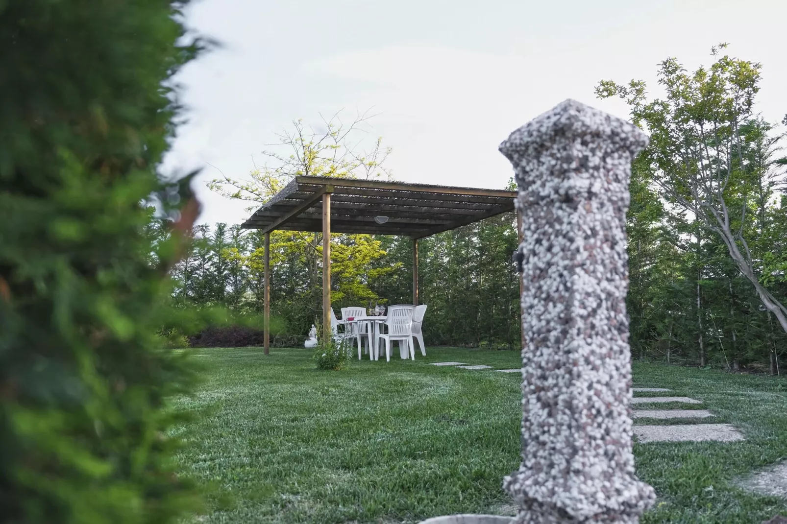 Casa Campagnola Due-Gardens summer
