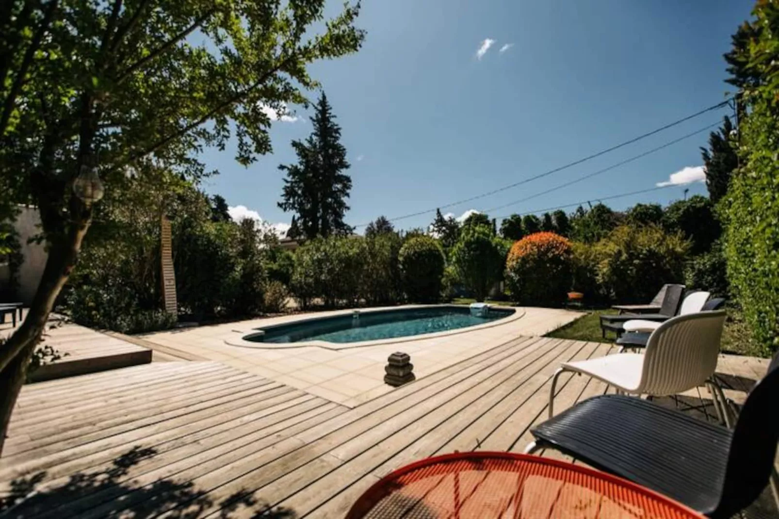 Villa Avec Piscine Proche De La Rivi&egrave;re !