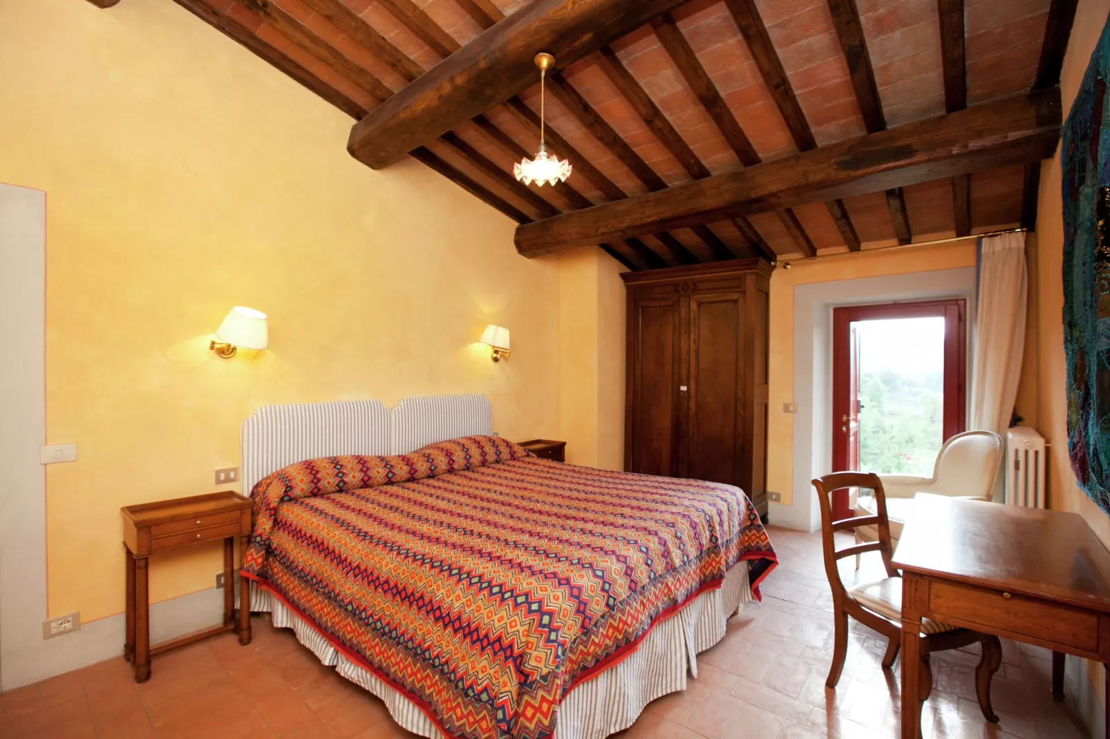 Primrose-Bedroom
