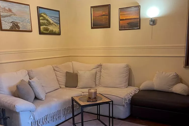 Dom wakacyjny w Krzyni dla max 7 osób-Living room