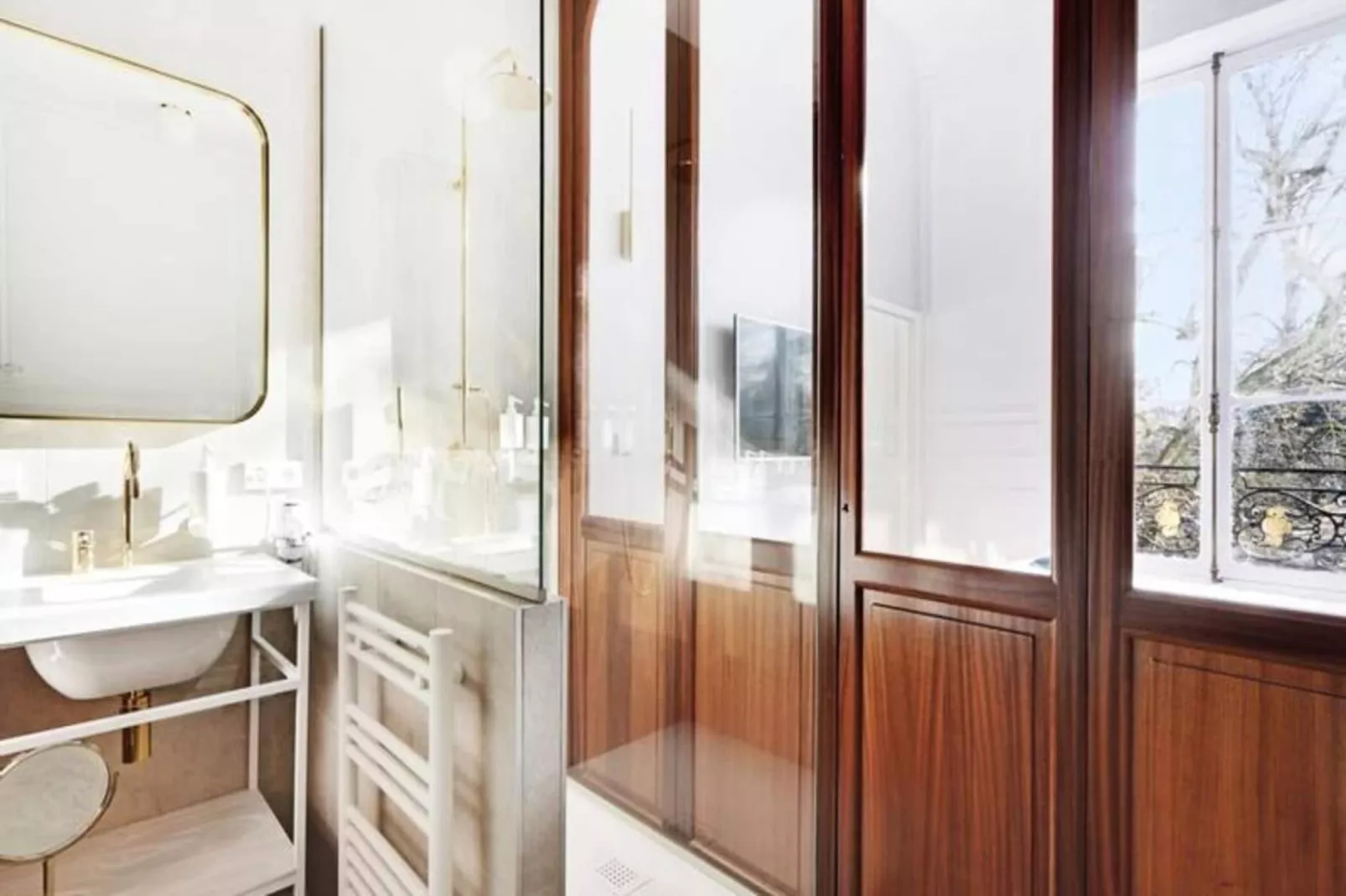 Maison Labruy&egrave;re - Royal Garden Suite