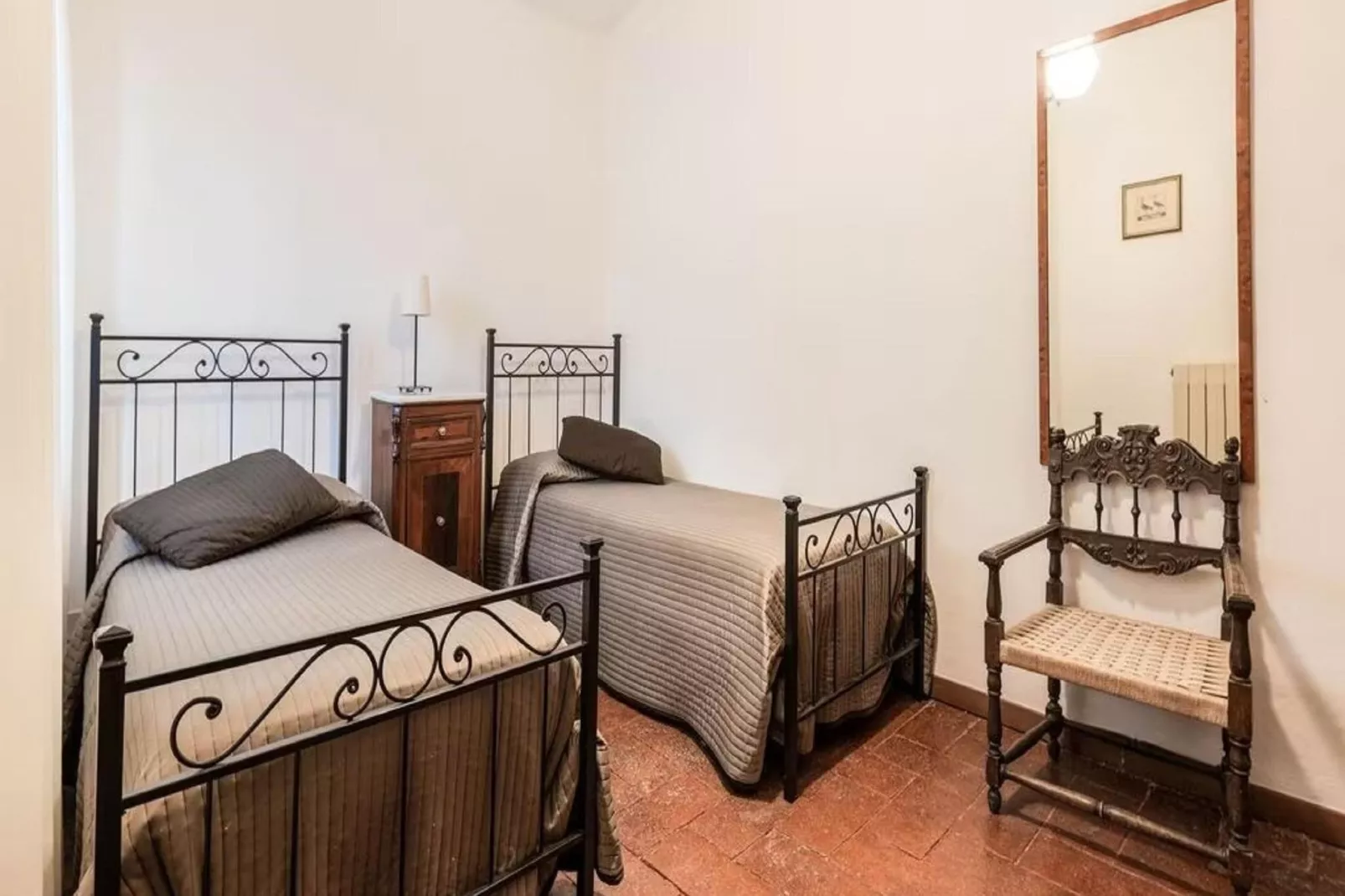 Aia-Bedroom