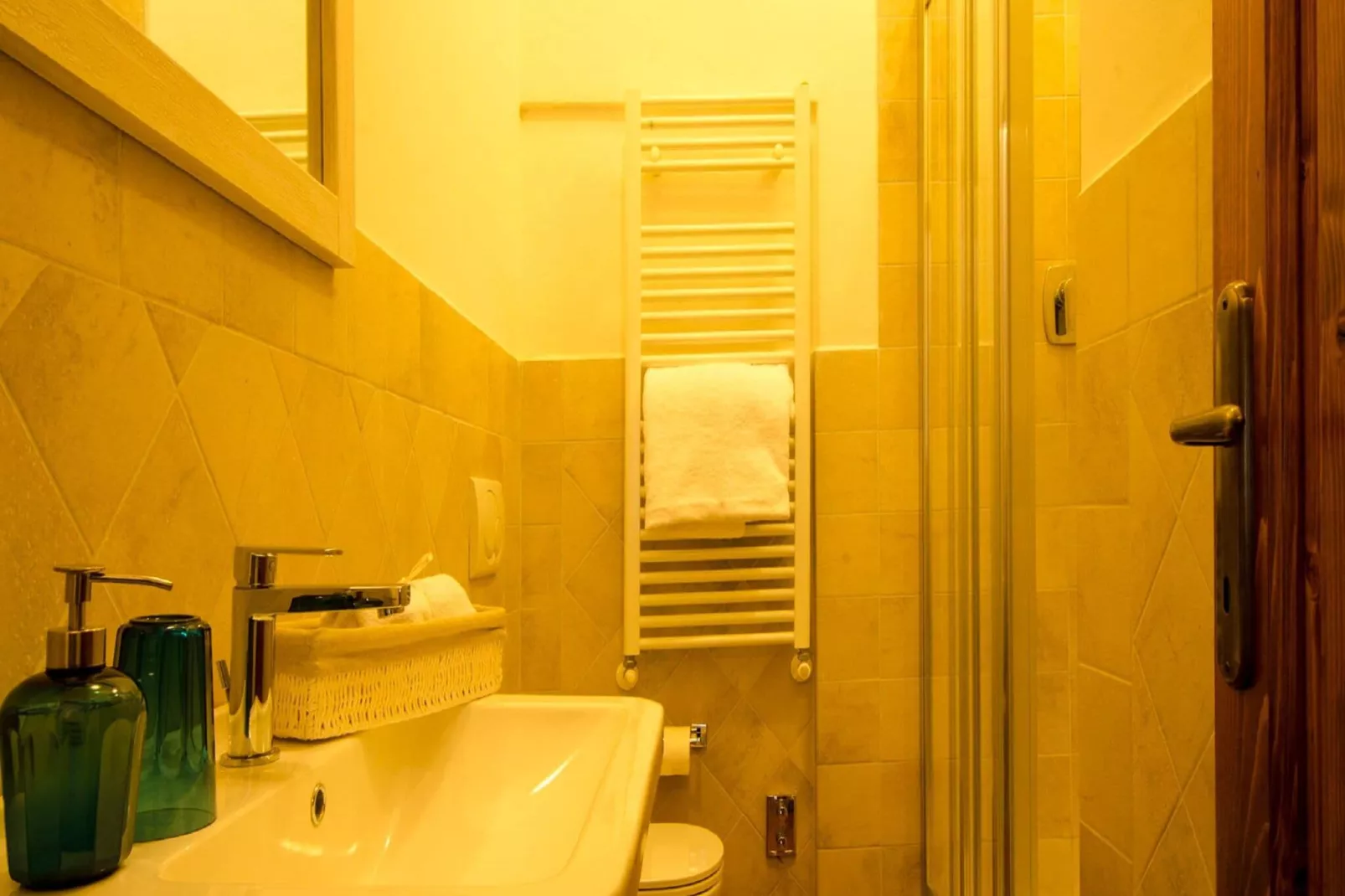 Aia-Bathroom