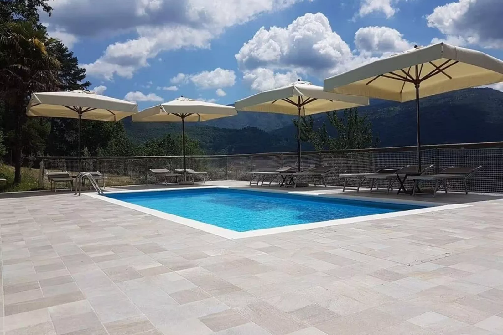 Il Ciliegio-Pool