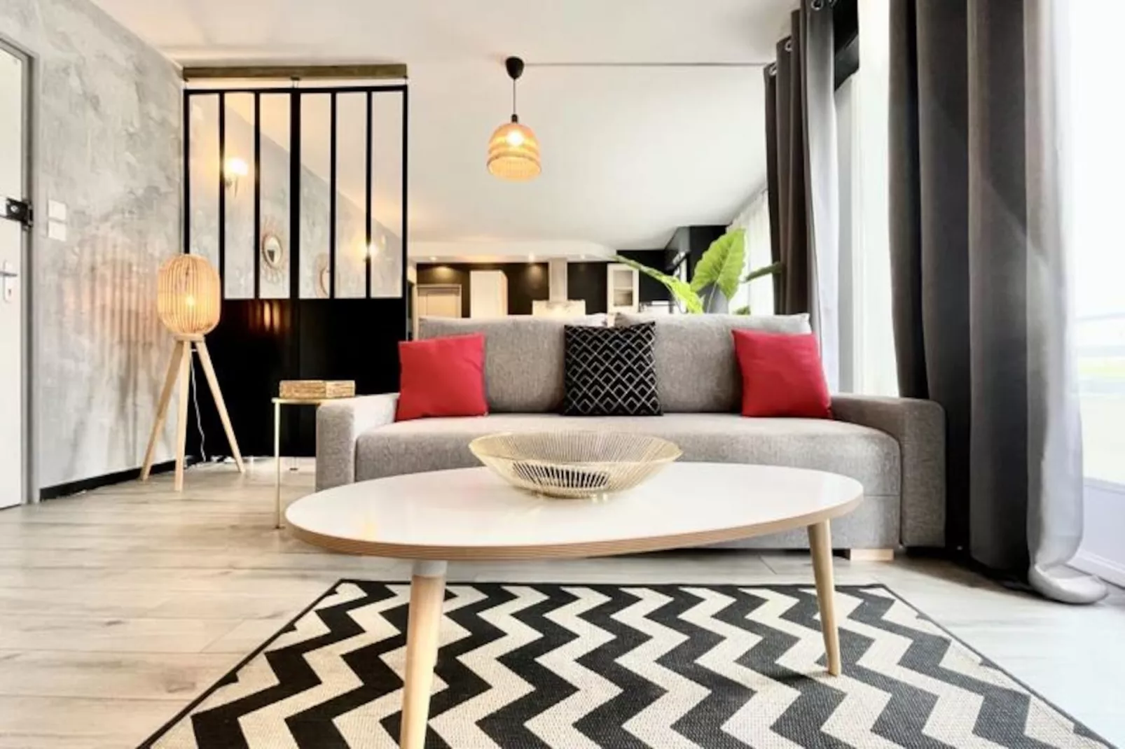 | Le Contemporain ⚙️| 6 Couchages | Wifi, Tram |