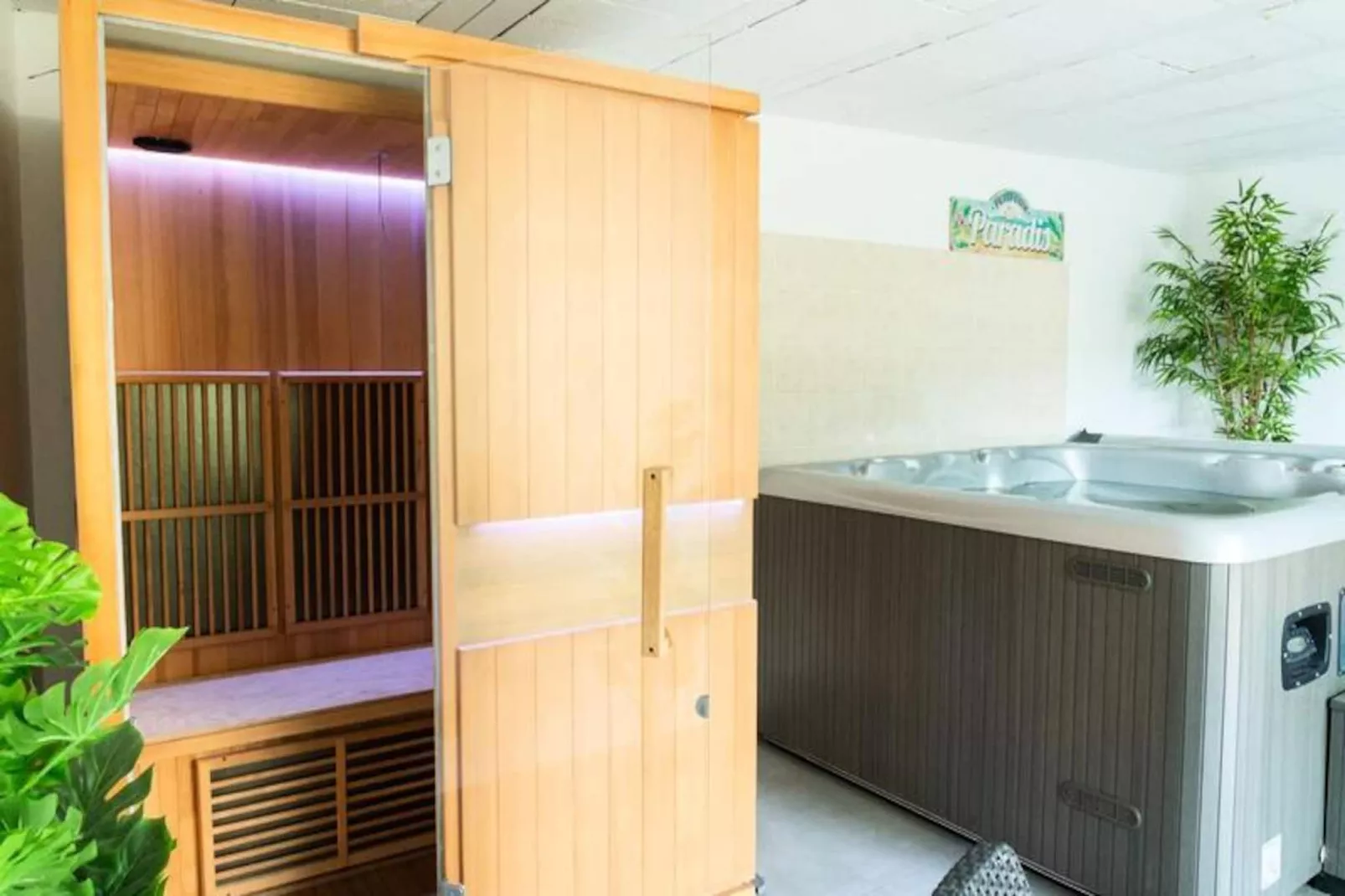 Gîte de France Gîte du régourdel avec spa 3 épis