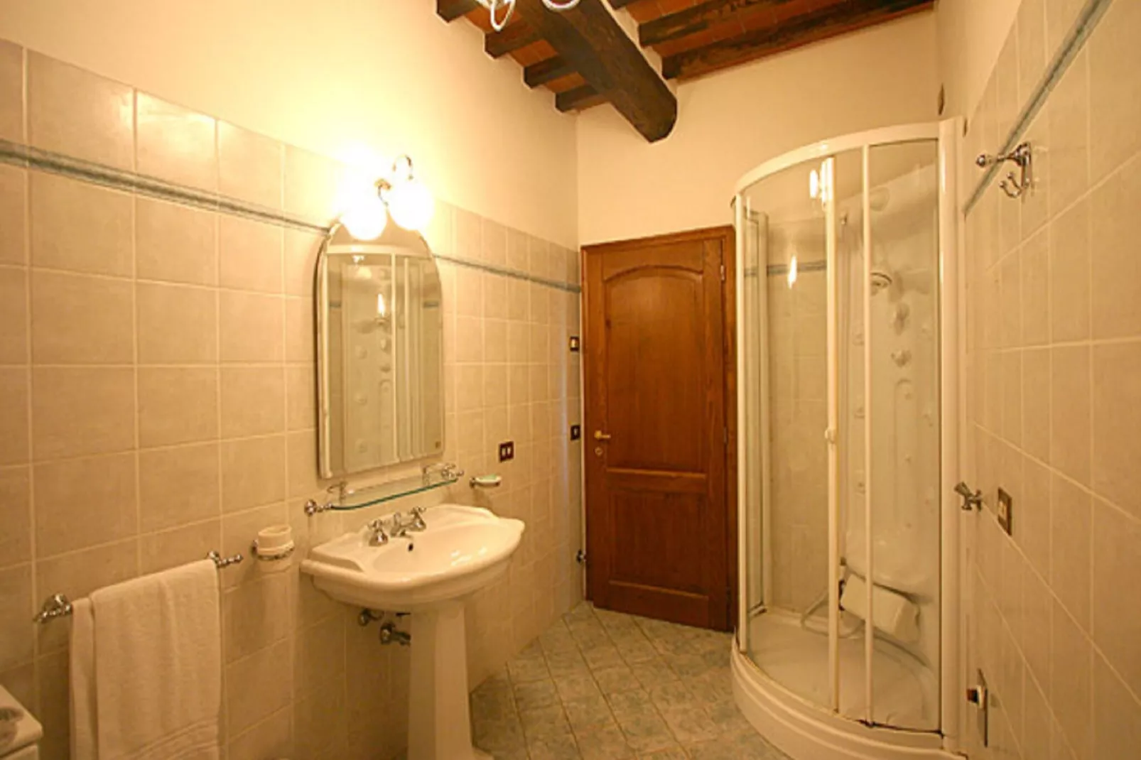 Fattoria Terontola-Bathroom