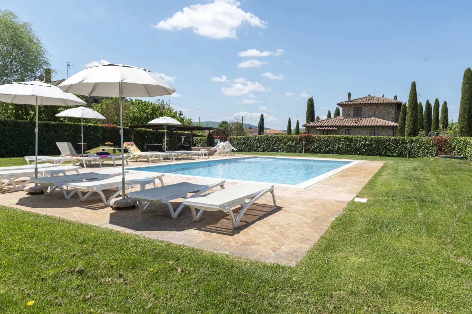 Casal Gheriglio Roseto-Pool