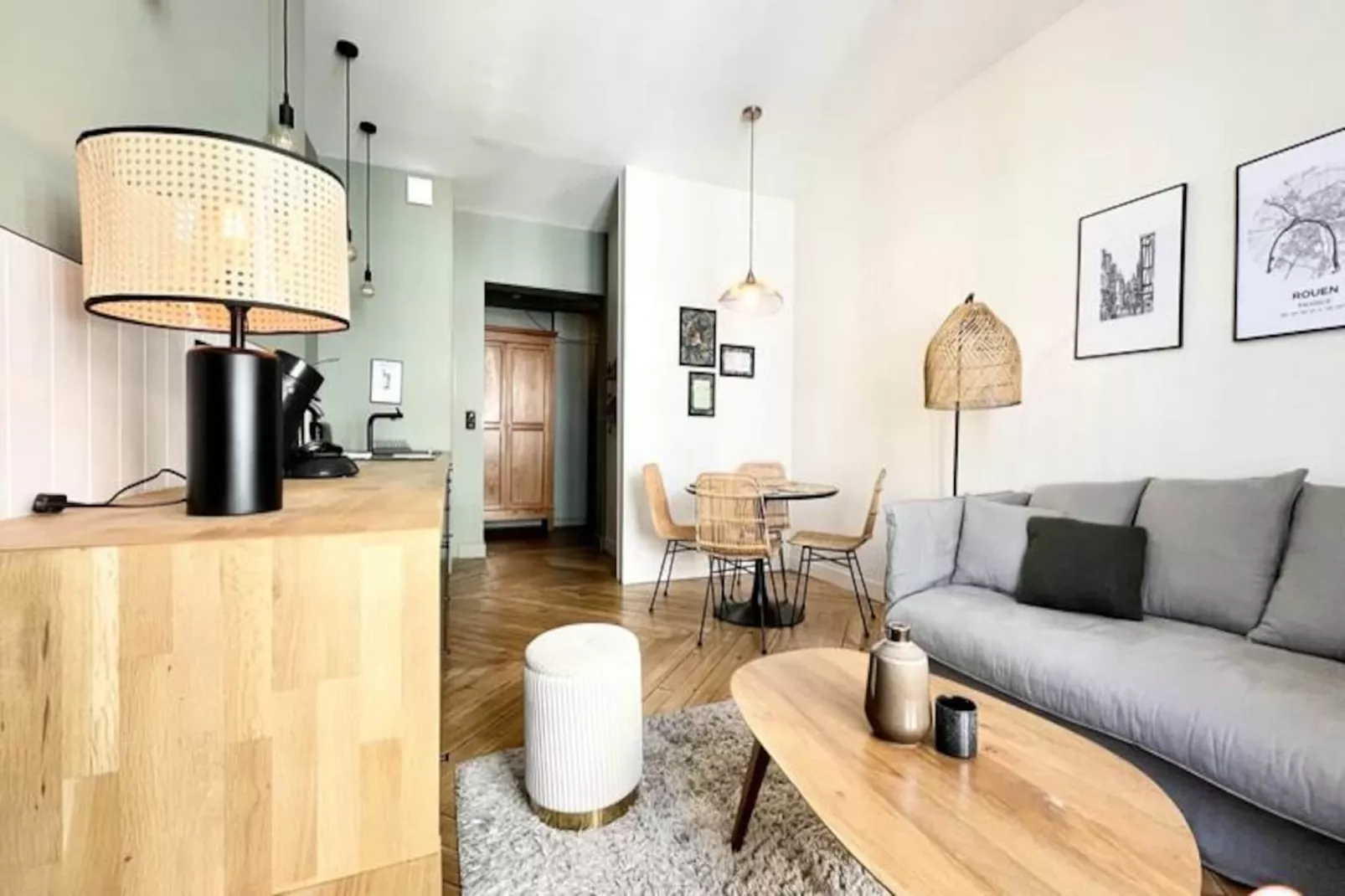 🌴 L'exotique - Vue Pl. Vieux March&eacute; - Standing