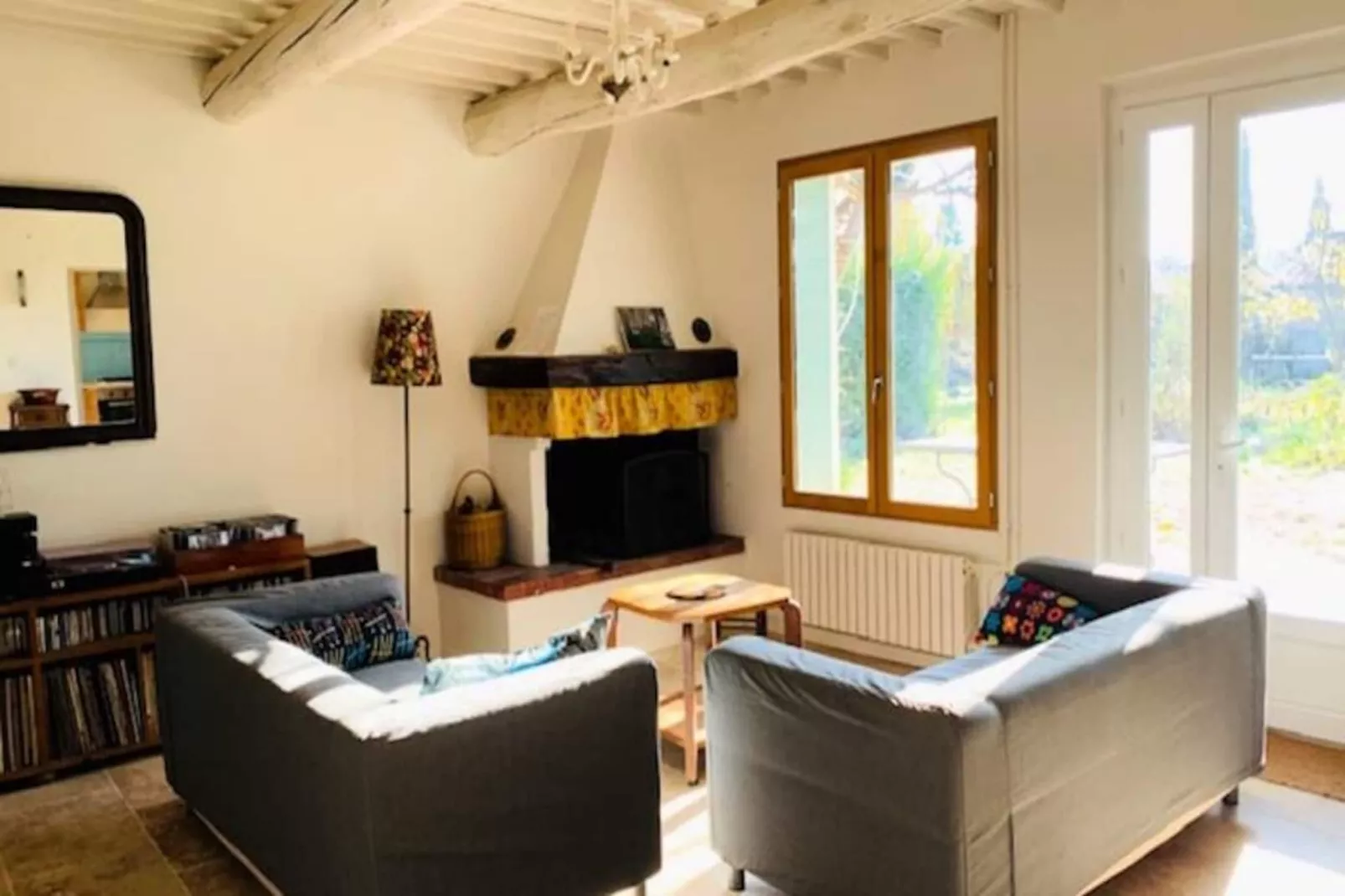 Maison En Pierre Proche Du Centre Ville